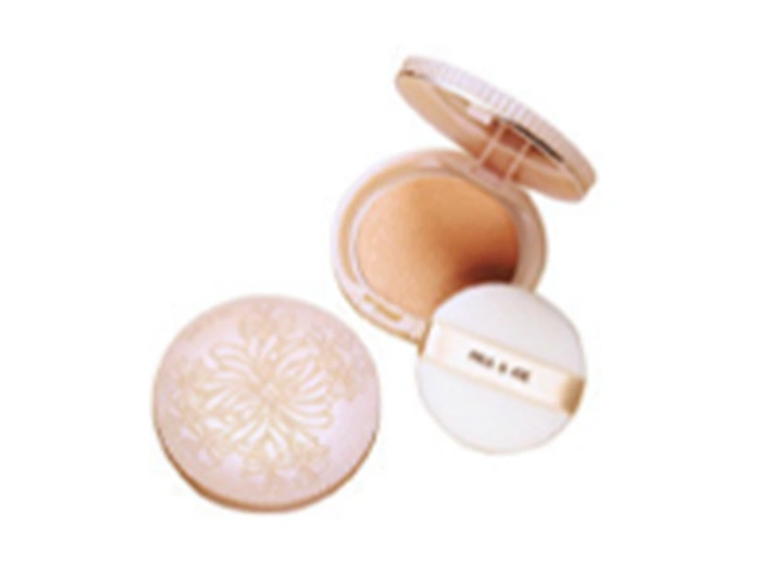 2004年 プレスト パウダー