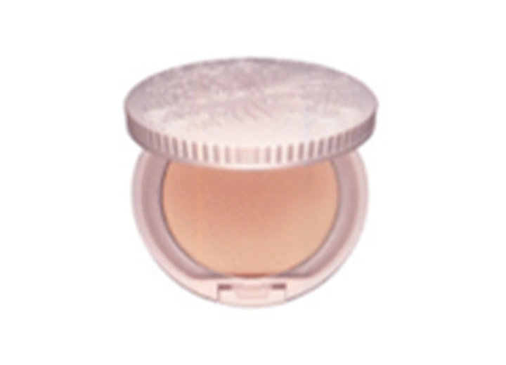 2006年 クリーミィ コンパクト ファンデーション